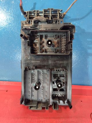 Caja Fusibles y Relés Opel