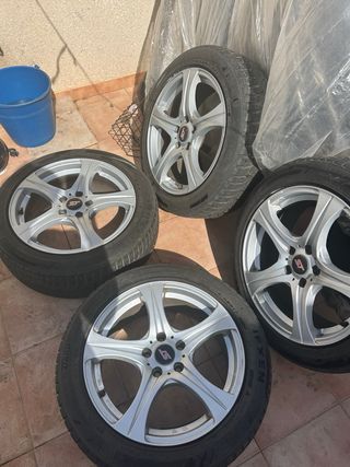 Llantas R17 ford