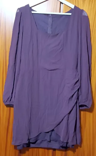 Vestido elegante morado