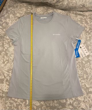 Camiseta mujer Zero Rules Columbia
.Talla M.NUEVA