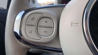 Fiat 500 1.0 Hybrid Dolcevita 51 kW (70 CV)