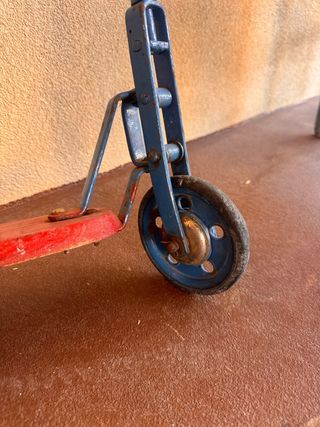 Lote Juguetes Antiguos: Caballos y Silla