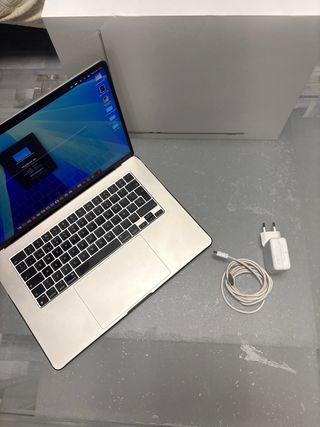 MacBook Air 15 M2 estrella