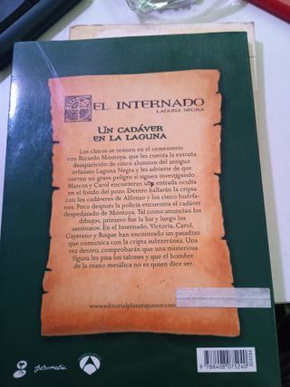 El internado, Un cadáver en la laguna.