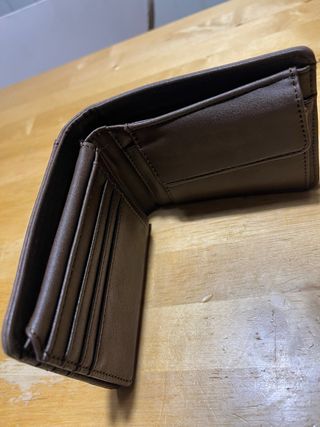 Billetera de caballero marrón