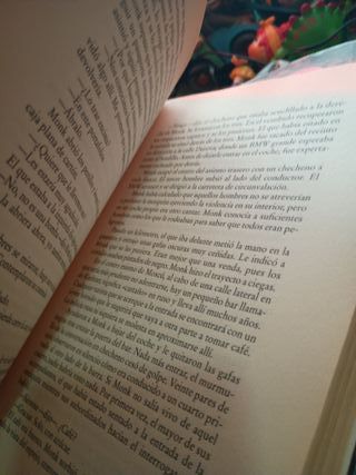 Libro, el manifiesto negro.