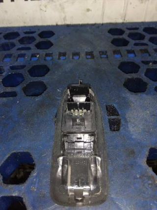 MANDO ELEVALUNAS DELANTERO IZQUIERDO PEUGEOT 208