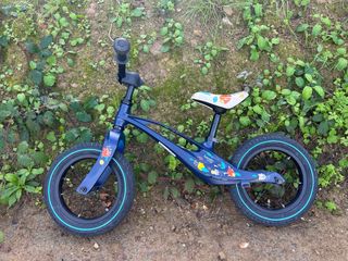 Bicicleta de equilibrio Lionelo Bart Air