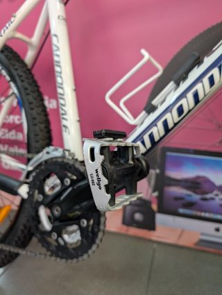 Bicicleta Montana Canondale SL3 Talla XL 26" Blanca