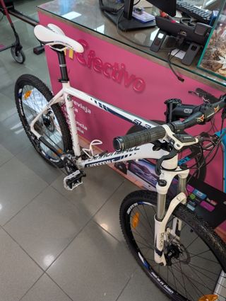 Bicicleta Montana Canondale SL3 Talla XL 26" Blanca