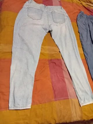 2 Pantalones Vaqueros (Pitillo y Ancho)