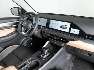 LIVAN X6 PRO 1.5 TGDI 5P