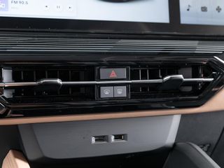 LIVAN X6 PRO 1.5 TGDI 5P