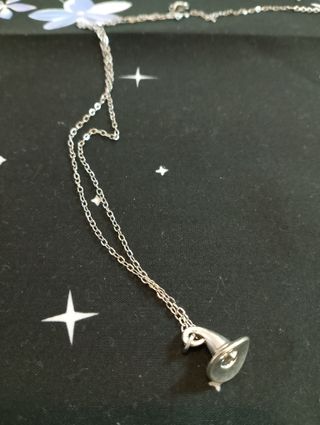 Colgante sombrero bruja plata