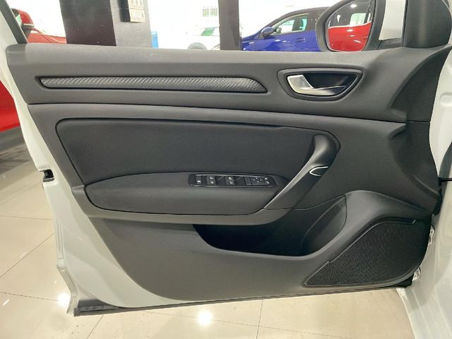 RENAULT Megane Megane Sp. Tourer Business En. dCi 81kW (110CV) familiar 81kW