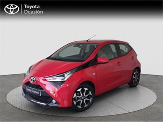 TOYOTA Aygo 5 Puertas x-play 70 Automático (x-shift)