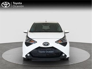TOYOTA Aygo 5 Puertas x-play 70 Manual 5v