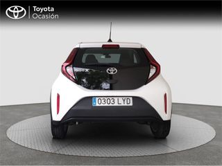 TOYOTA Aygo X 5 Puertas Play 70 Manual 5v
