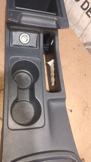 APOYABRAZOS CENTRAL SEAT LEON ST (5F8) Style | 10