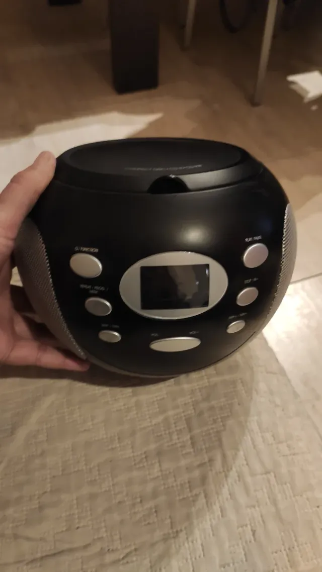 Radio CD portatile Ives CD303BT