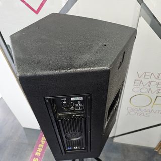 Música profesional Alltavoz RCF NX32A
