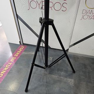 Música profesional Alltavoz RCF NX32A