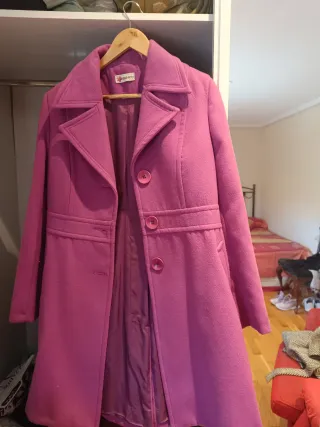 Abrigo rosa fucsia