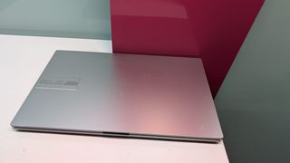 Ordenador Portátil Asus Vivobook Ryzen 5 7520 8 Ram 512gb