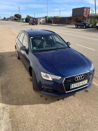 Audi A4 quattro 