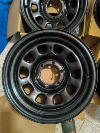 Llantas Daytona Negras (Set de 4)