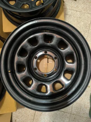 Llantas Daytona Negras (Set de 4)