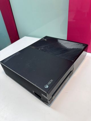 Consola Xbox One Negra 500gb (sin mando)