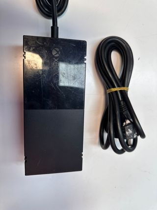 Consola Xbox One Negra 500gb (sin mando)