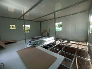 Casa prefabricada de panel Sandwich.