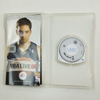 Videojuego PSP NBA 06