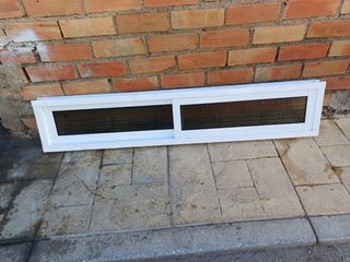 Ventana aluminio blanco
Medida 152x30x6.5 cm