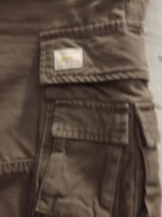 Pantalón cargo marrón chico