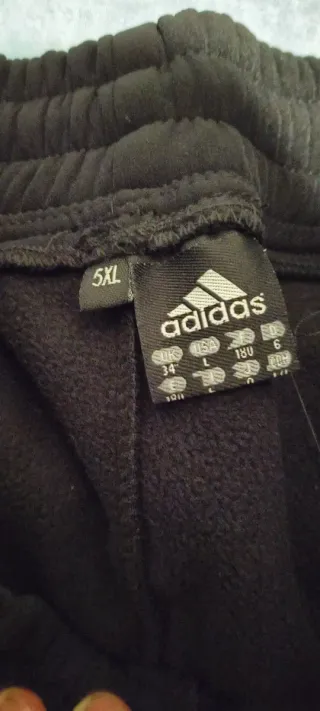 Conjunto deportivo Adidas negro
