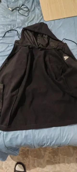 Conjunto deportivo Adidas negro