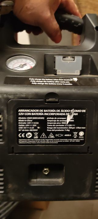 Arrancador Coche con Compresor Aire