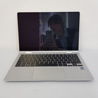 Ordenador portátil Samsung NP730QED 8/256Gb Intelcorei5 Int