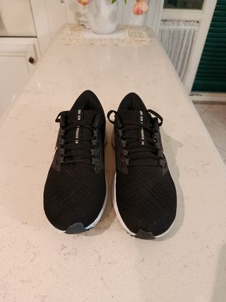 Nike Pegasus 38 Zoom Uomo Nero Bianco