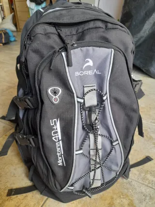 Mochila Boreal Montana 40+5L Negra