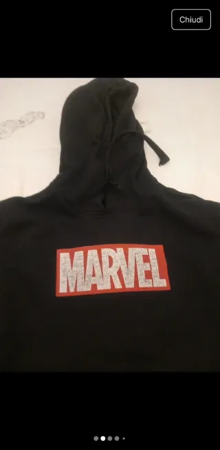 Felpa Marvel con cappuccio nera