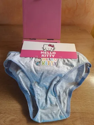 Caja Hello Kitty Rosa con Braguitas