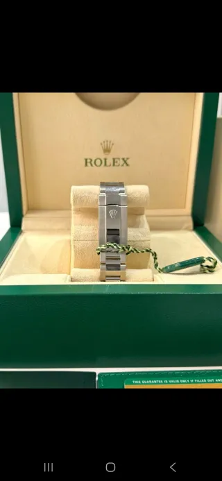 Rolex Datejust 126300 Acero Inoxidable
Fullset 