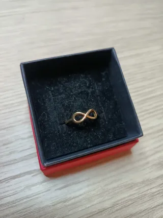 Anillo Infinito Dorado