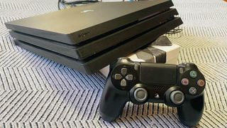 Play Station 4 Pro PS4 Negra 1 Tb