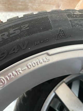 Vendo llantas Wheelworld, modelo WH11 y neumáticos