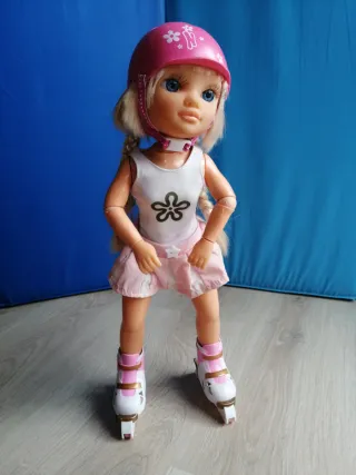 Nancy Patinadora Muñeca
